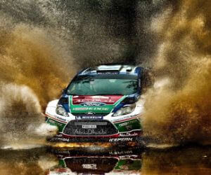 rally car mud splash live wallpaper