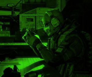 call of duty mobile night vision live wallpaper